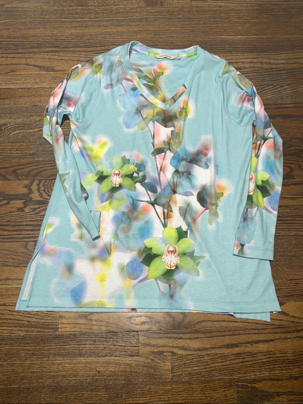 Sofft Light Blue Floral V-Neck Long Sleeve Top